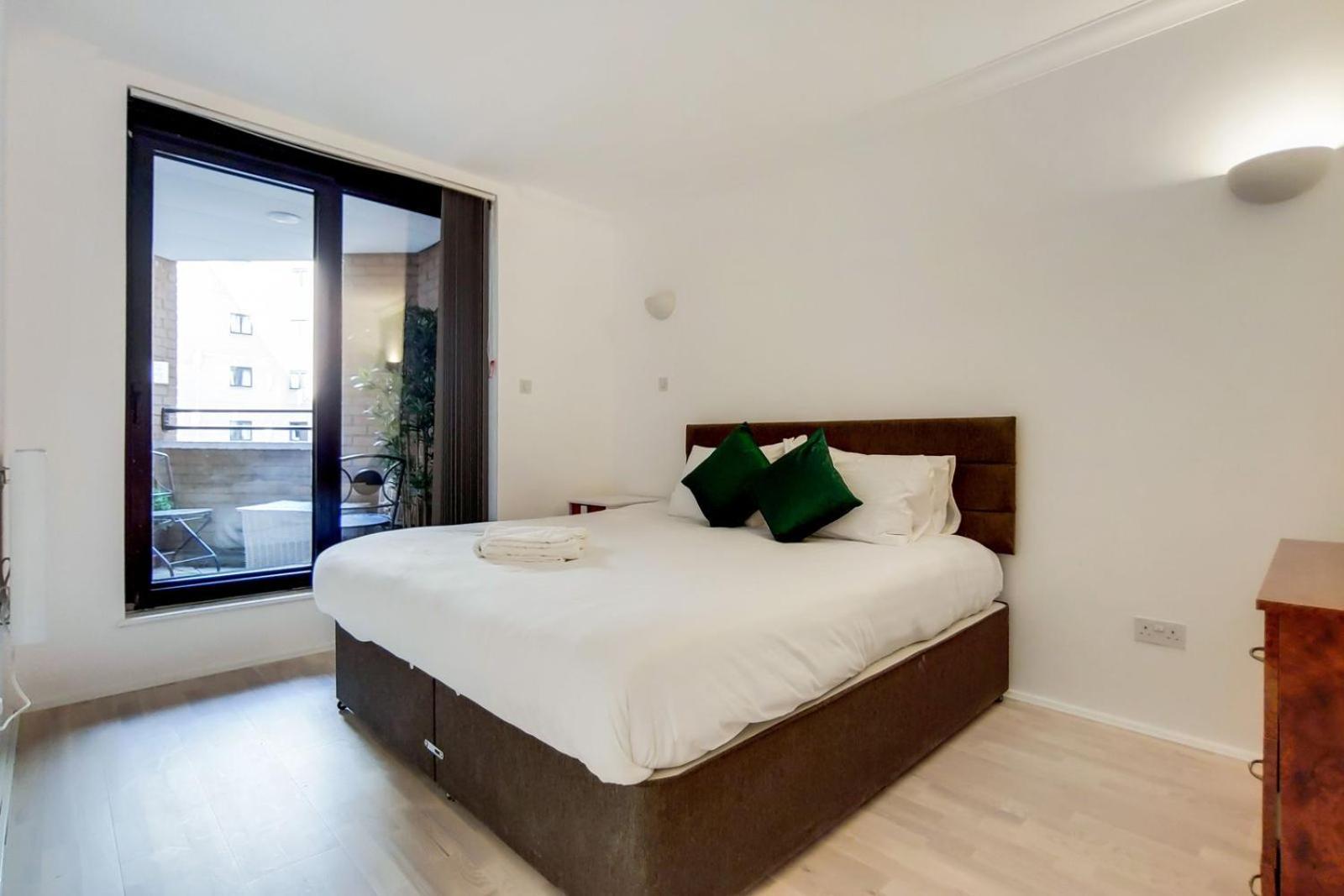 South Kensington - Point West Residences لندن المظهر الخارجي الصورة