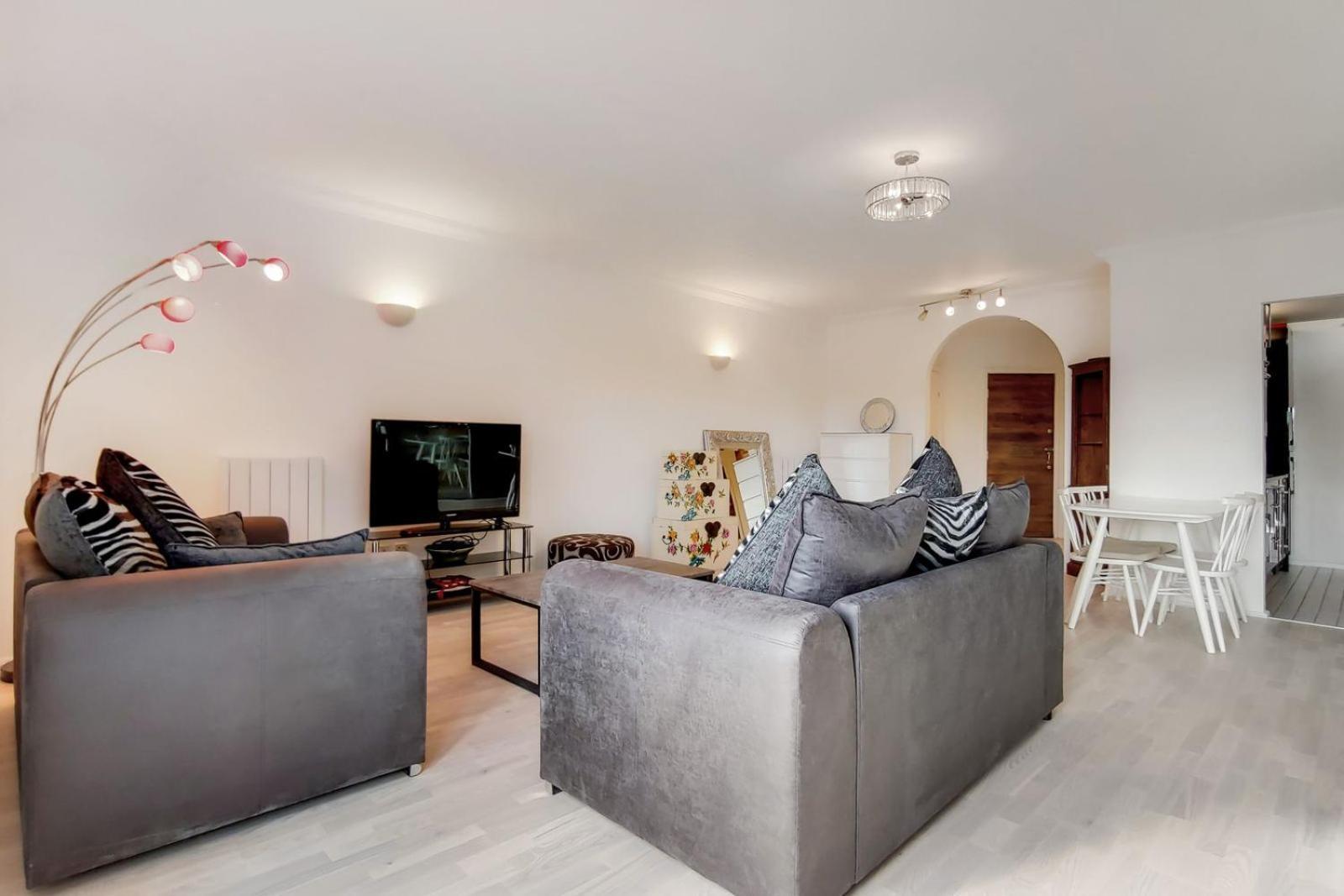South Kensington - Point West Residences لندن المظهر الخارجي الصورة